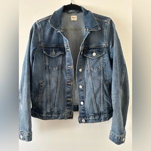 Gap 1969 denim jacket size M